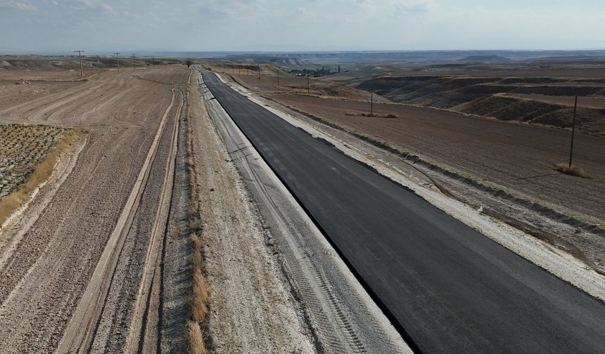 Dört mahalleyi ilgilendiren yol çalışması