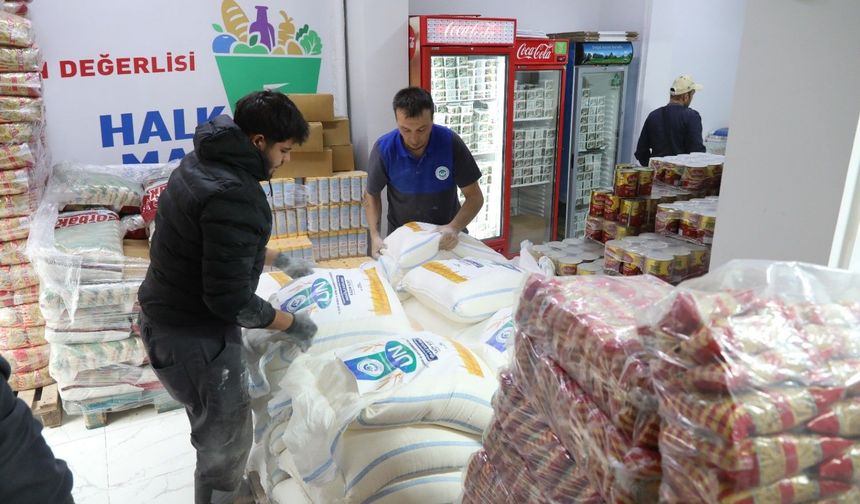 Odunpazarı’nın un üretimi ihtiyaç sahibi ailelerin sofrasına ulaşıyor