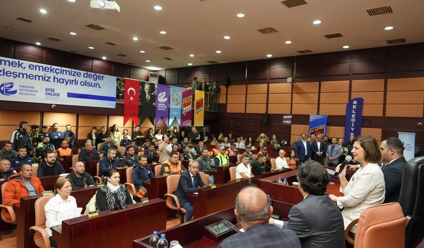 3 Bin 13 çalışanı sevindiren imza!