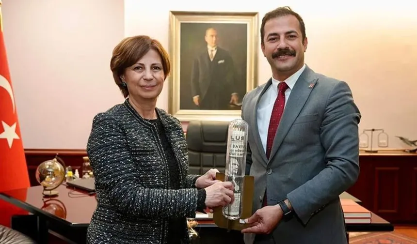 Yoksa küserim bir daha sizinle konuşmam…
