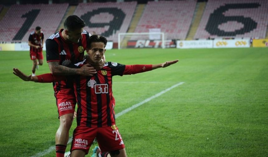 Eskişehirspor taraftarı önünde galibiyet peşinde...