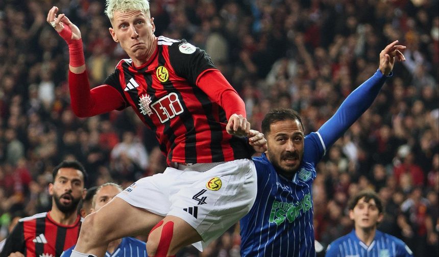 Eskişehirspor'da zirve yolunda önemli kayıp
