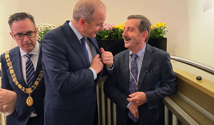 Başkan Ataç'tan İrlanda'da önemli görüşme