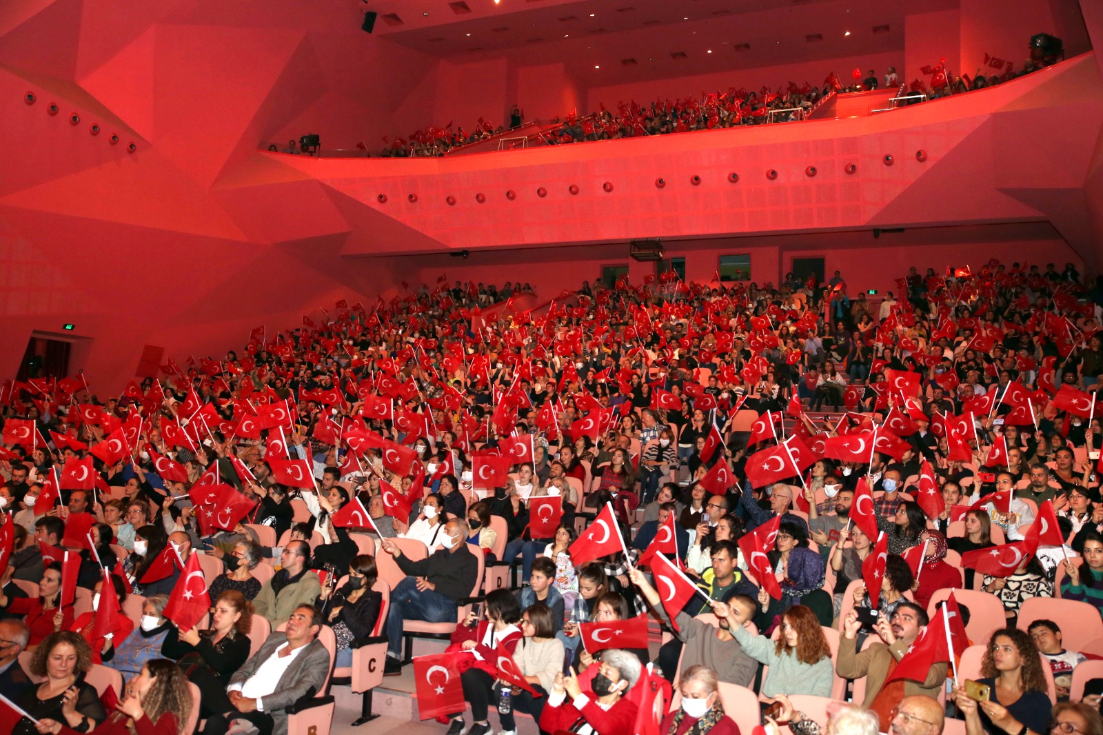 SENFONİ ORKESTRASINDAN ESKİŞEHİR’İN KURTULUŞ GÜNÜNE ÖZEL KUTLAMA (1)