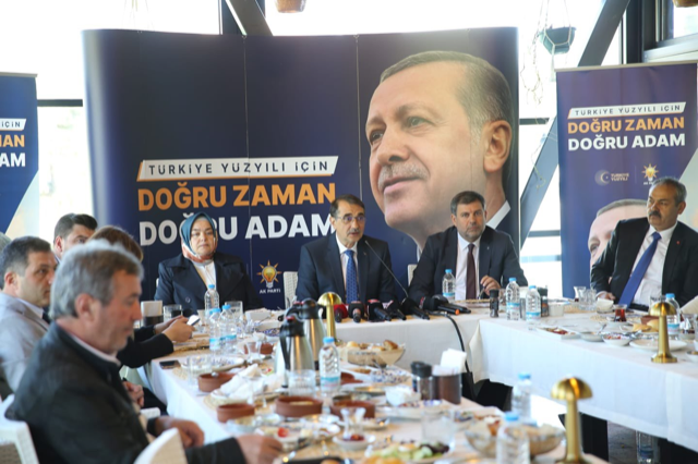 akp-25