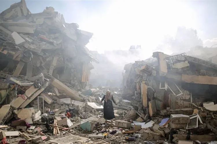 Gazze'de can kaybı 74 bin 245'e yükseldi