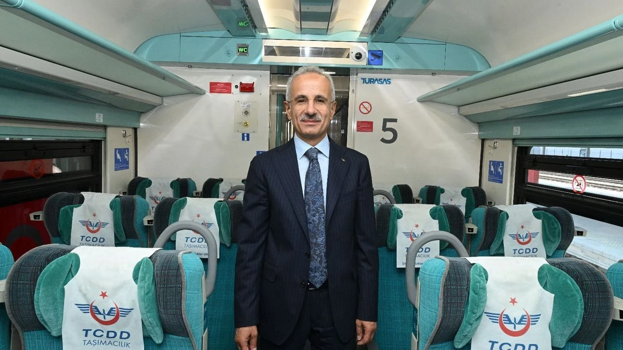 Bakan Uraloğlu