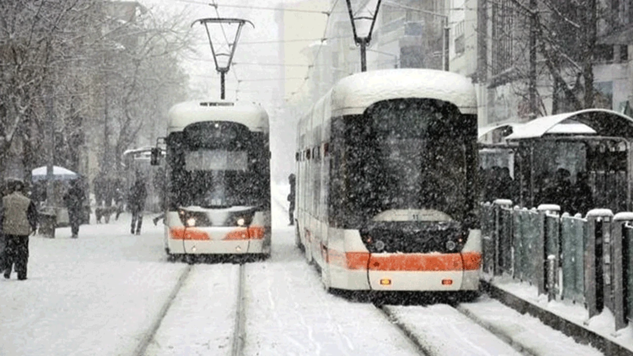 Eskisehirde Kar Alarmi Meteoroloji Tarih Vererek Uyardi Eskisehirsehir 22112024