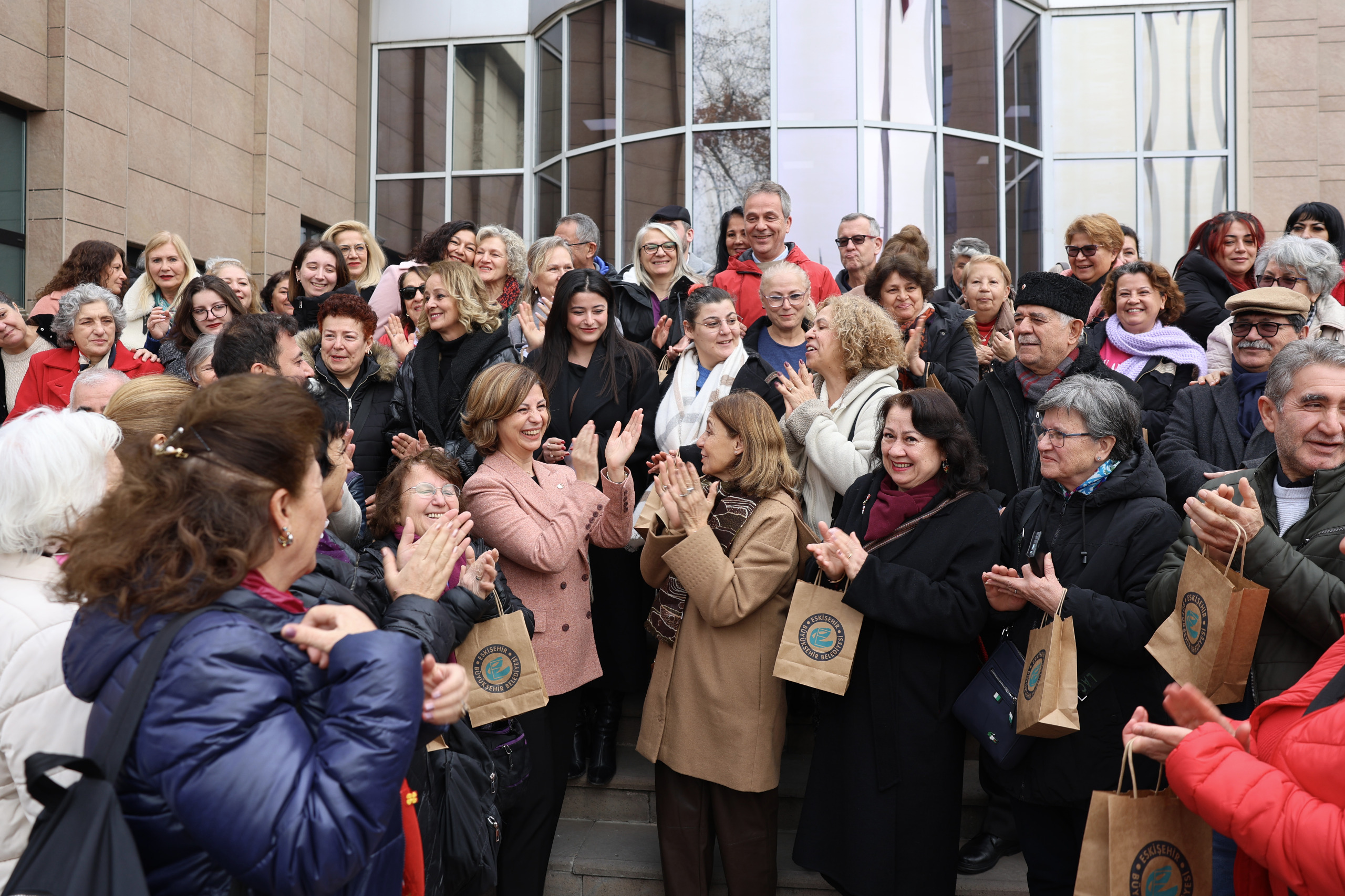 “25 Yillik Kale Gi̇bi̇ Duruşu Kaybetmedi̇k!” (6)