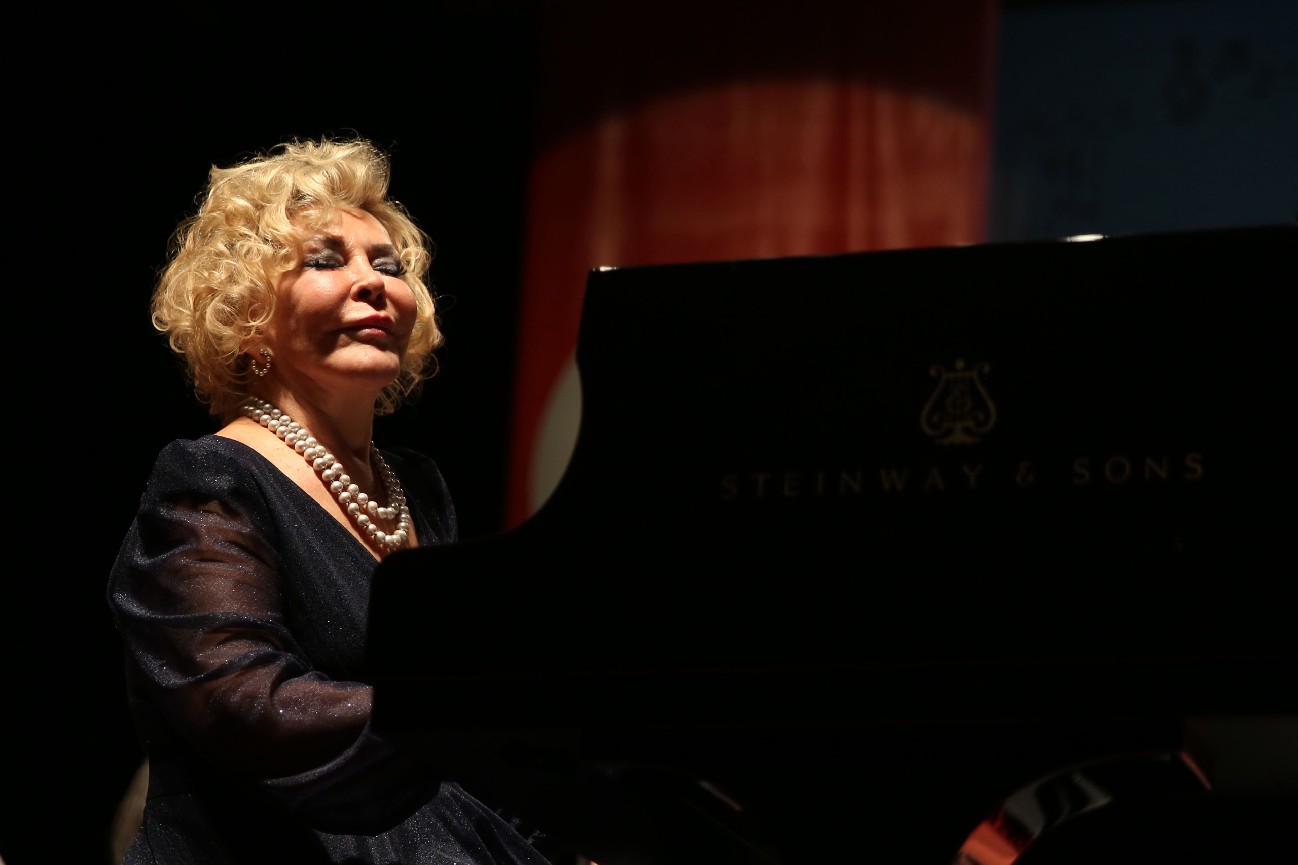 Dünyaca Ünlü Pi̇yani̇st Gülsi̇n Onay Ve Senfoni̇ Orkestrasi’ndan Muhteşem Konser (6)