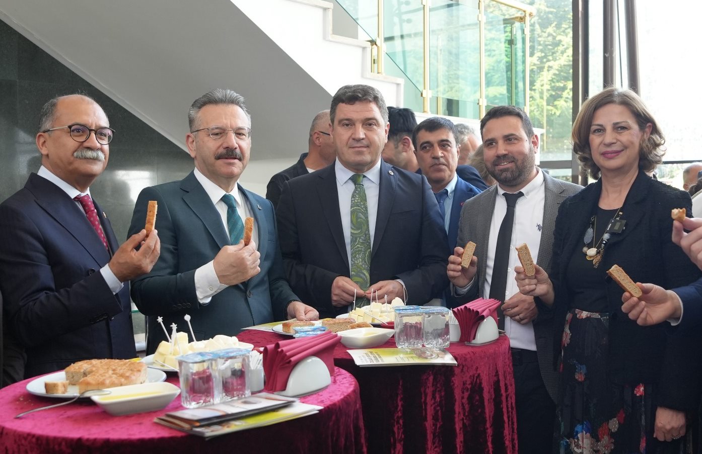 Başkan Ünlüce’den Küllüoba Ekmeği̇ Müjdesi̇ (2)