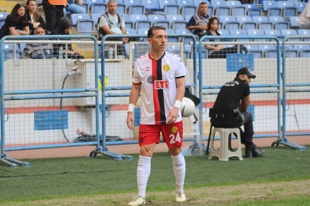 Keri̇m Deler-11