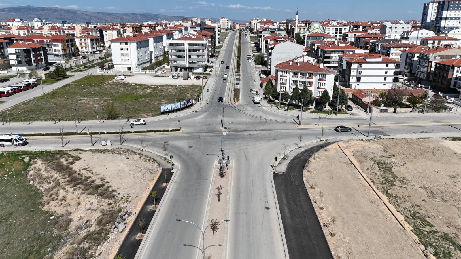Yeni̇ Bulvarlar Trafi̇ğe Nefes Oldu (1)