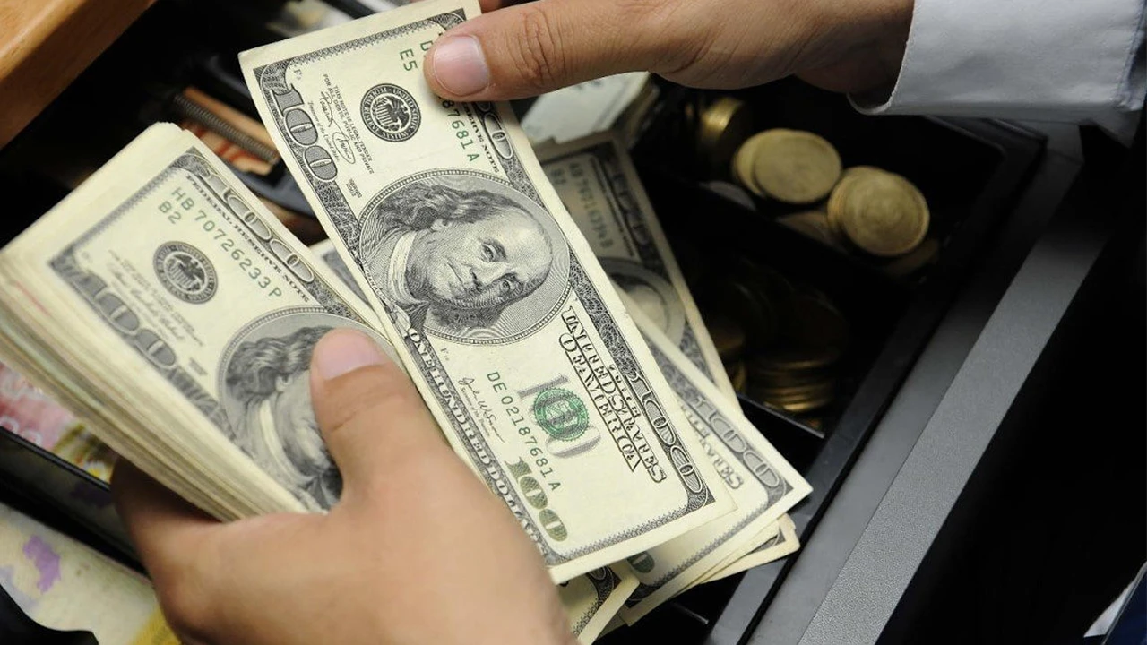 Dolar-6
