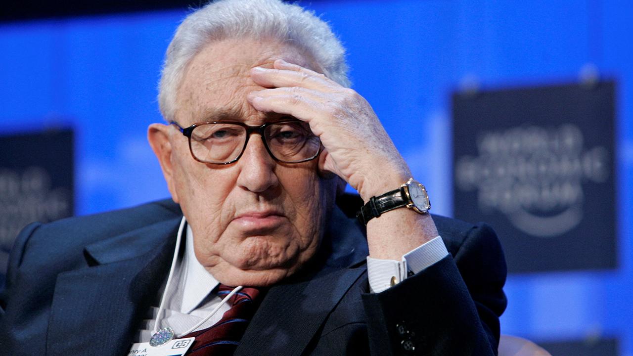 Kissinger 2149439