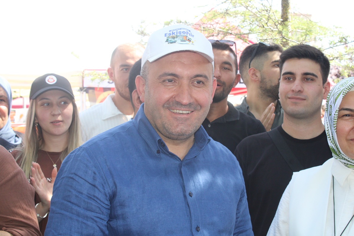 Ak Parti̇ (6)