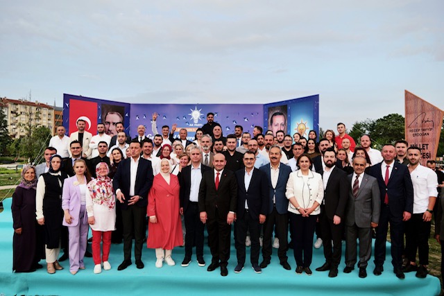 Akp (4)-2