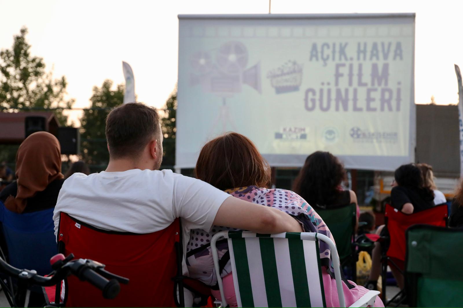 Odunpazarı’nda Yaz Akşamları Sinema Keyfi Devam Ediyor (11)