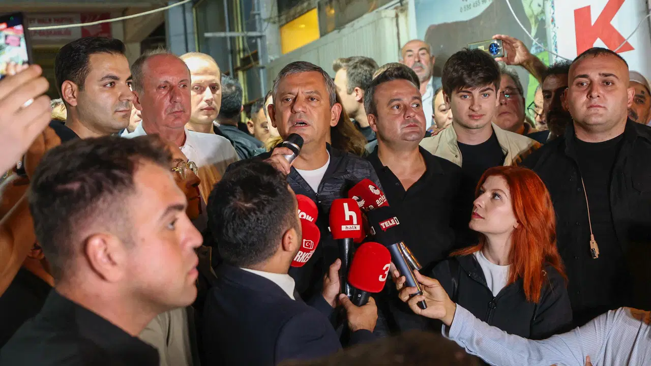 Özgür-8