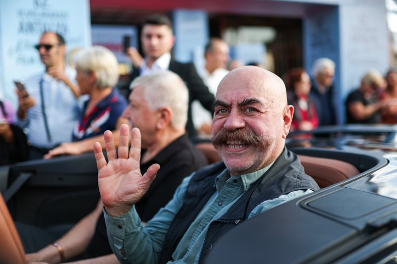 Antalya sokaklarında "Altın Portakal" coşkusu