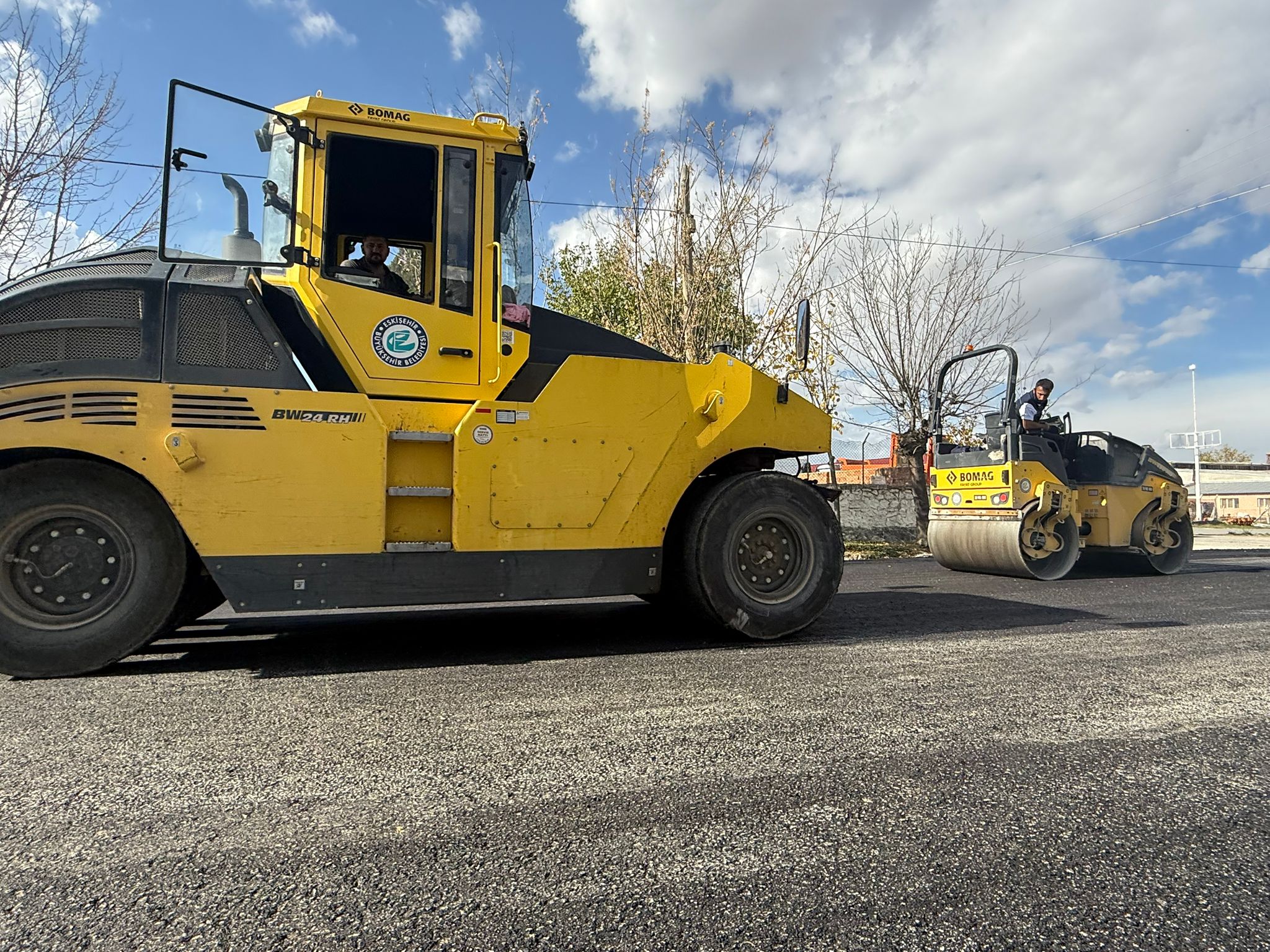 Büyükşehi̇r Beledi̇yesi̇nden Kirsal İlçelere Yol Yatirimi (5)