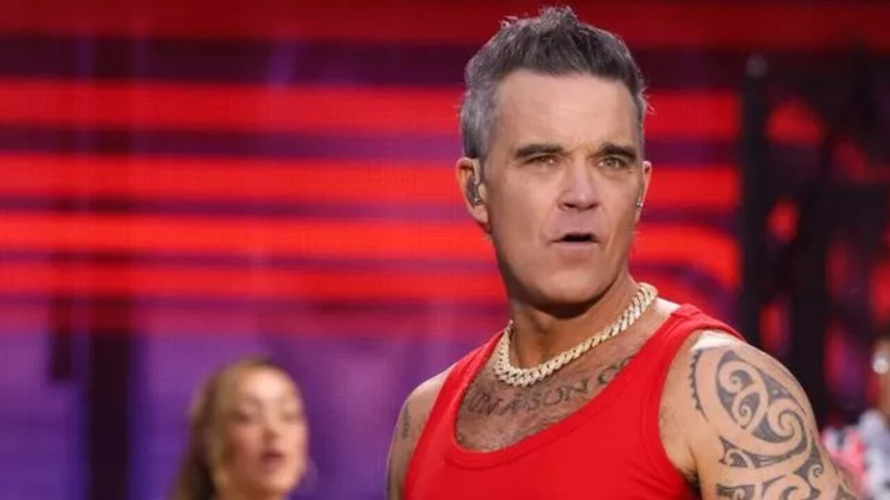 Dunyaca Unlu Yildiz Robbie Williamsin Istanbul Konseri Iptal Edildi Msd8 Cover