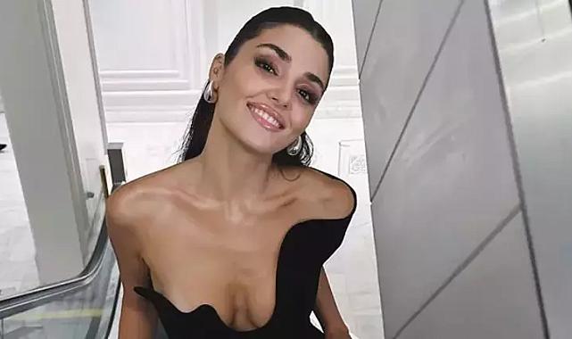Hande Ercel Suudi Arabistan Tarziyla Olay Oldu Minicik Dekolte Gozden Kacmadi 4115