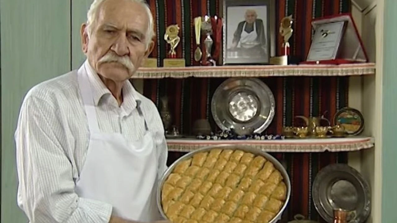Yabanci Damatin Memik Dedesi Arif Erkin Hayatini Kaybetti