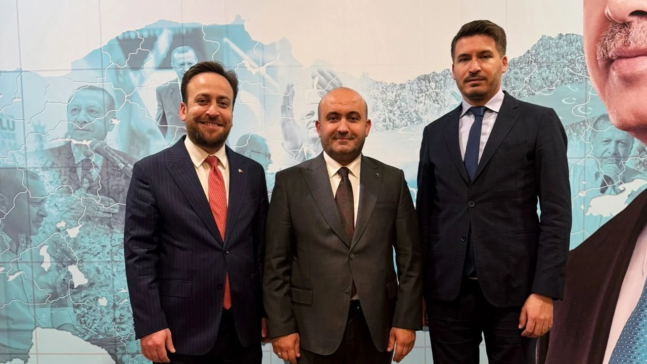 Ak Parti Eskisehirde Merkez Ilce Baskanlari Belli Oldu