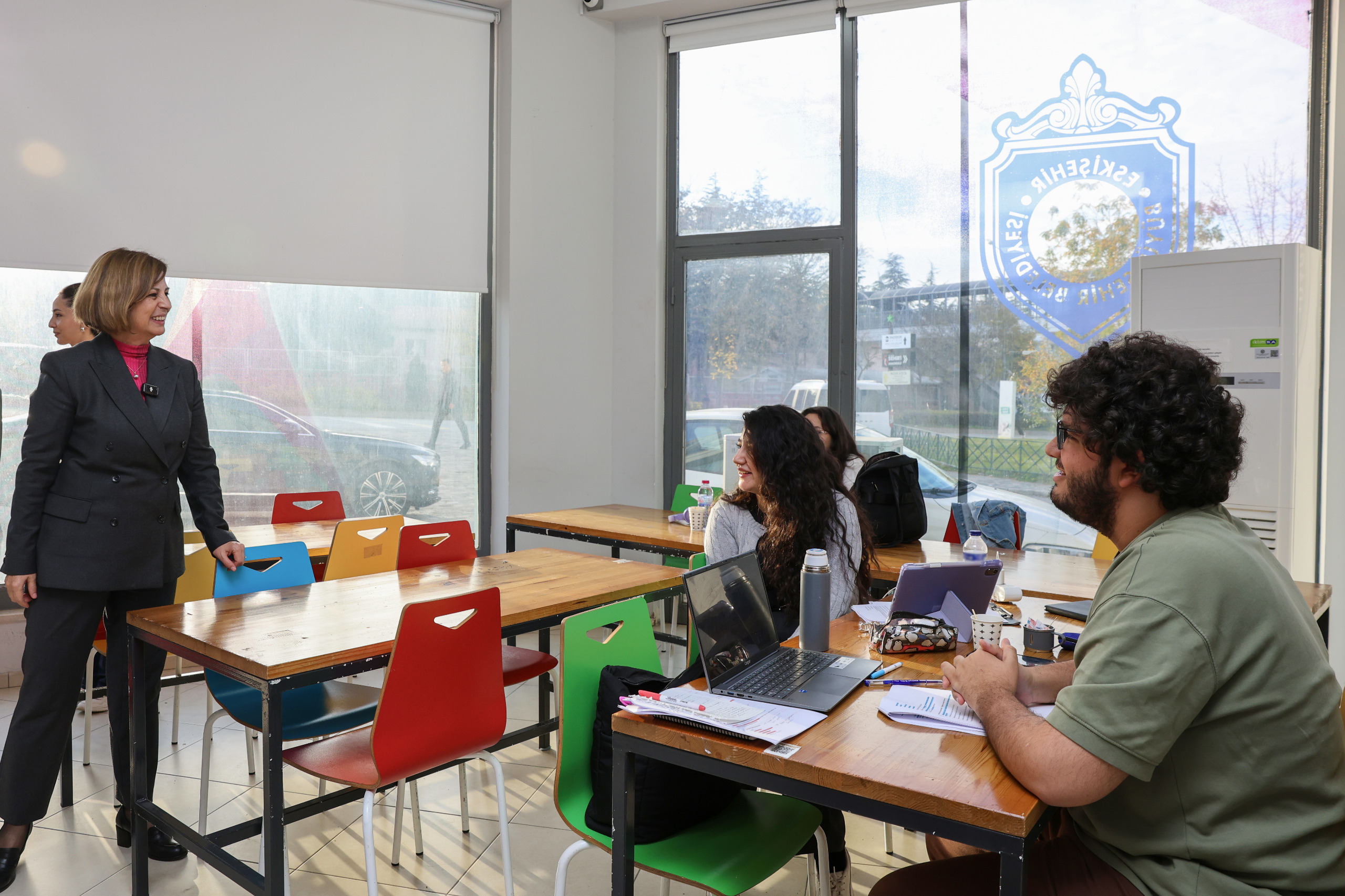 Başkan Ünlüce, Gençleri̇n Talebi̇ni̇ Geri̇ Çevi̇rmedi̇ (7)