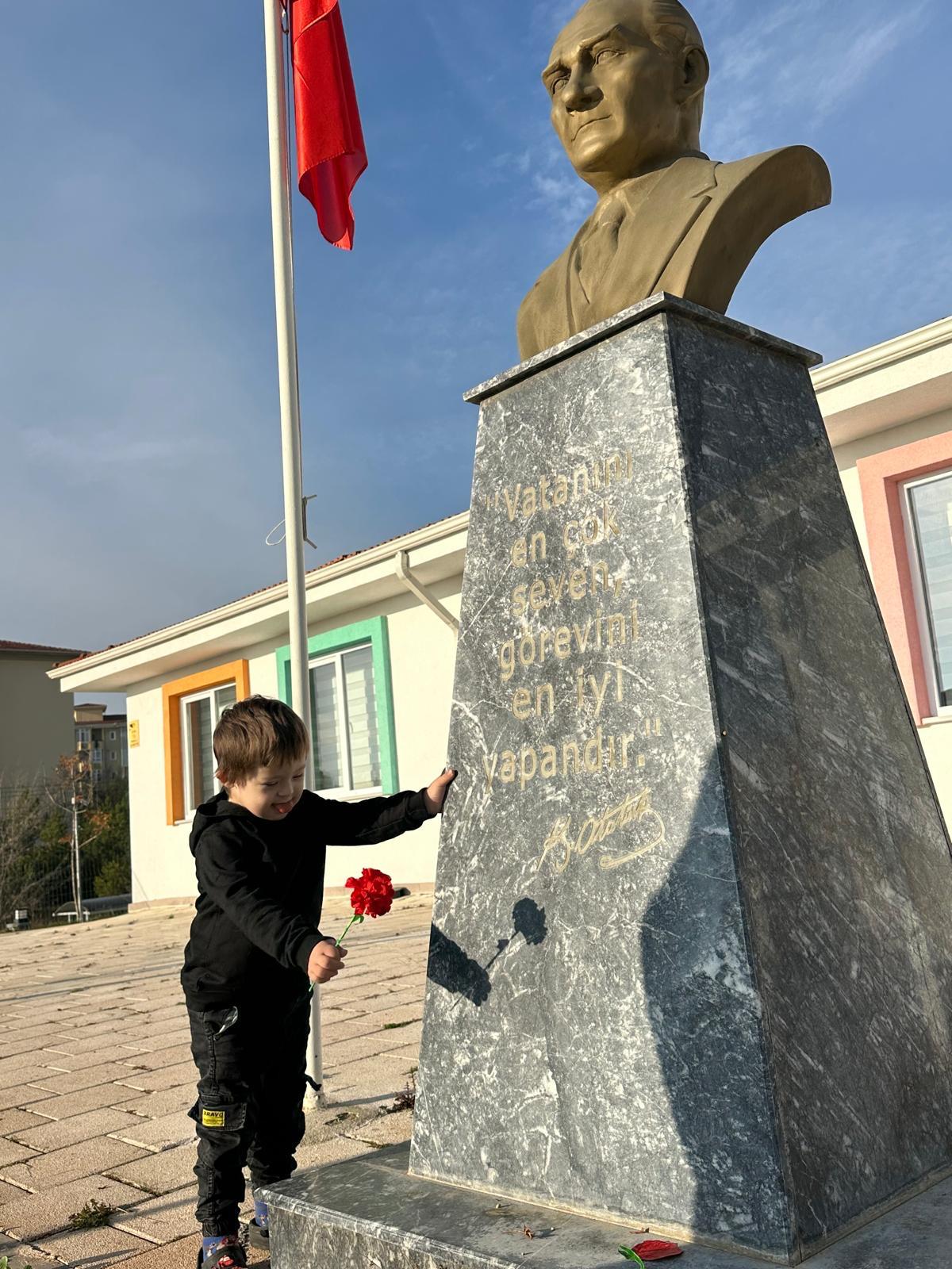 Odunpazarı Belediyesi Ata’sını Unutmadı (19)