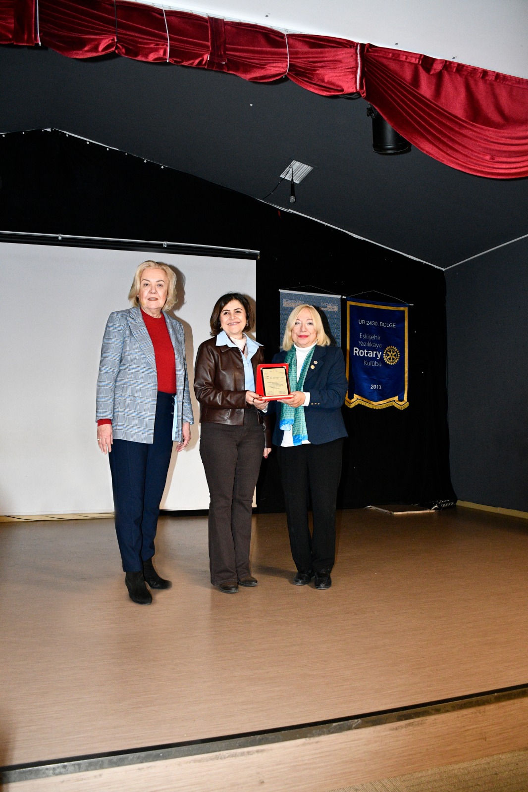 3858B6C9 2Aac 4A60 Bd6B 018F1B875A53