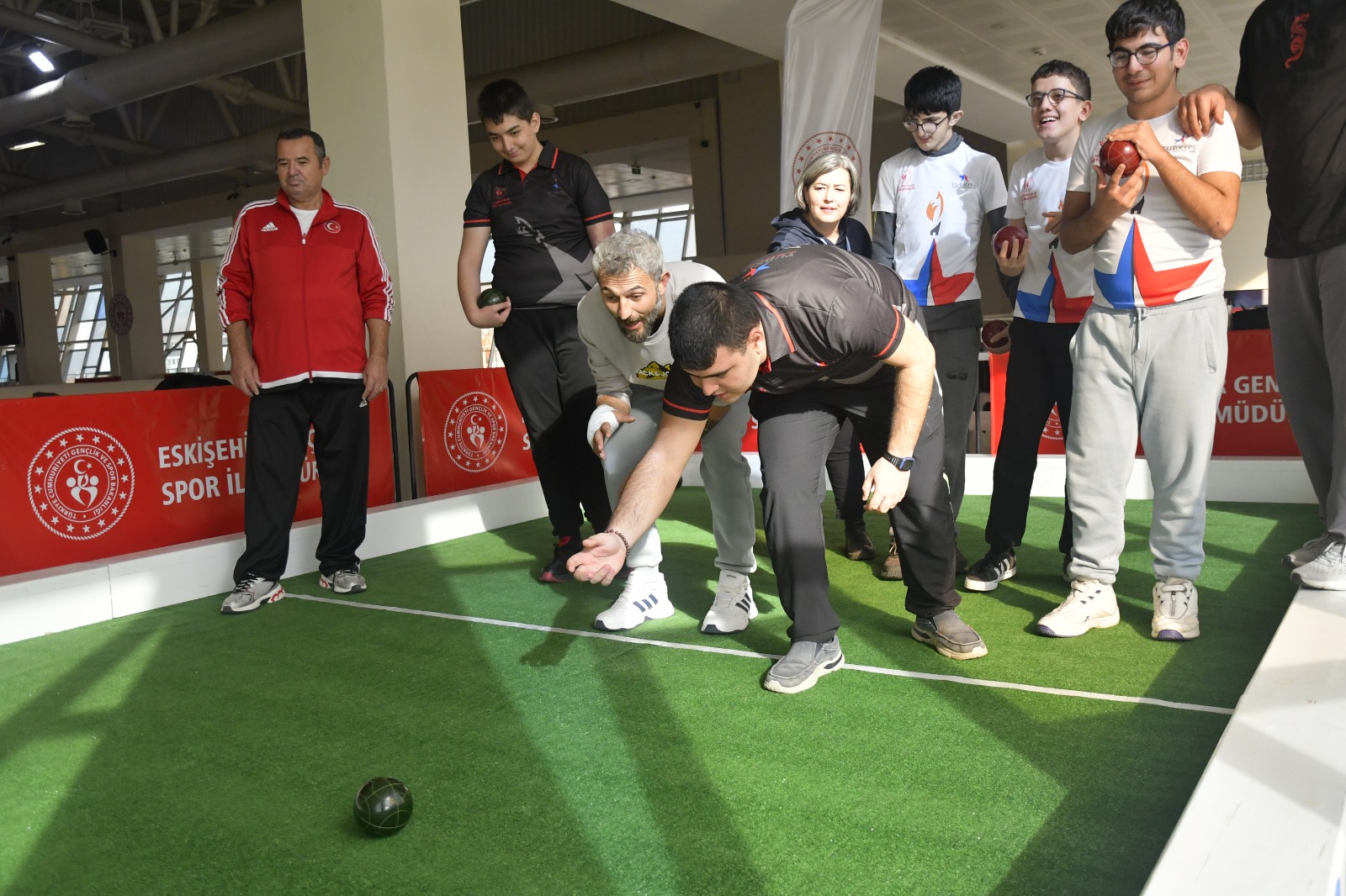 Aab3371C 12Fc 481D 9062 990C961Bacef