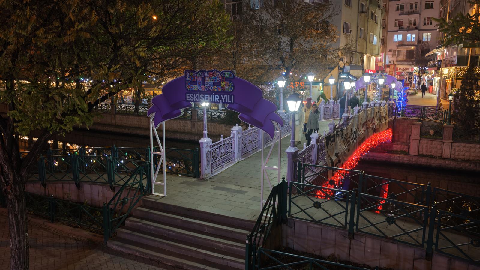 Eski̇şehi̇r, 2026’Ya Özel Tasarimiyla Yeni̇ Yila Hazirlaniyor (5)