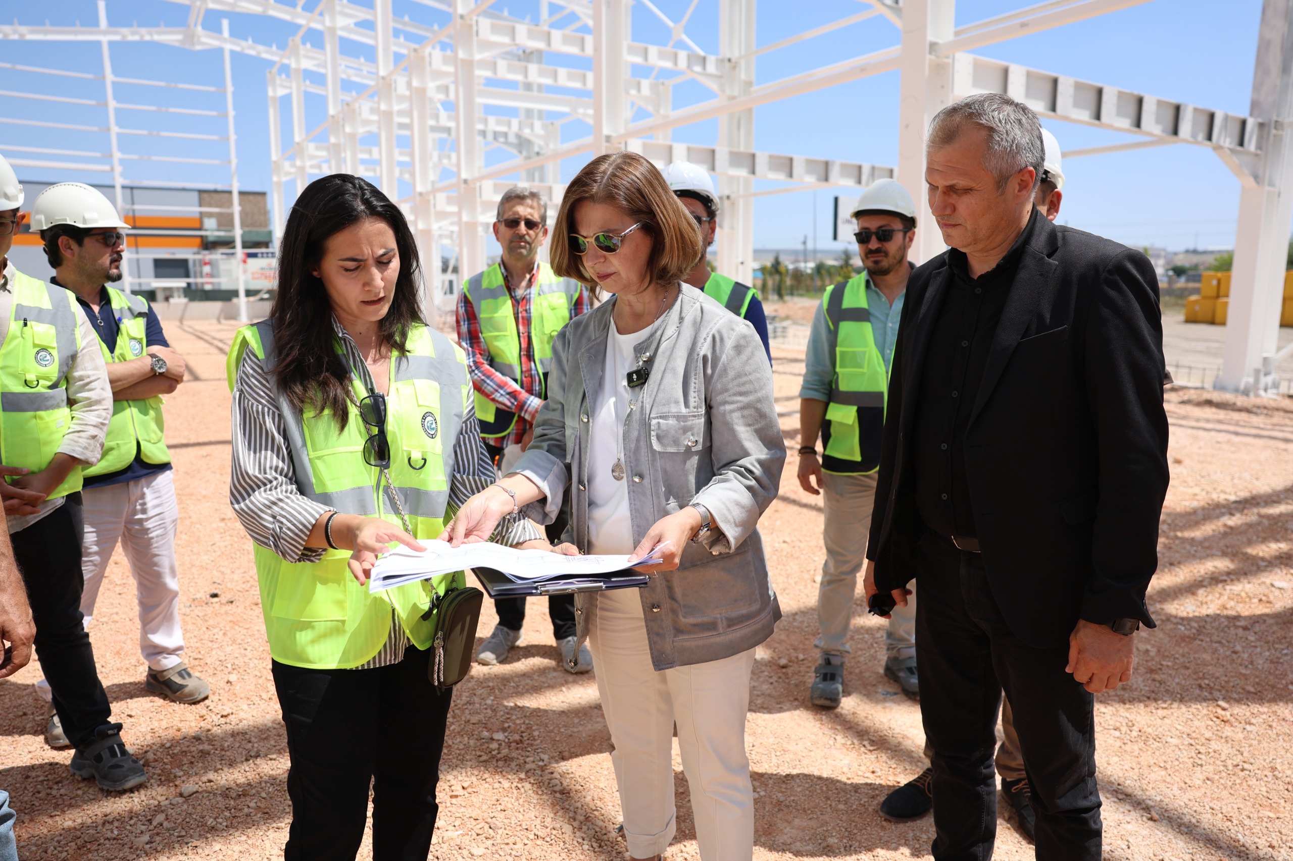 Eski̇şehi̇r Büyükşehi̇r Beledi̇yesi̇ 2025’Te Yatirimlarla Kente Değer Katti (1)-1