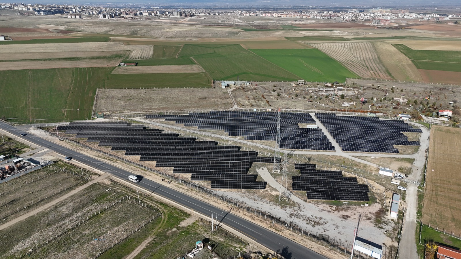 Eski̇şehi̇r Büyükşehi̇r Beledi̇yesi̇’nden Temi̇z Ve Sürdürülebi̇li̇r Enerji̇ Hamlesi̇ (1)