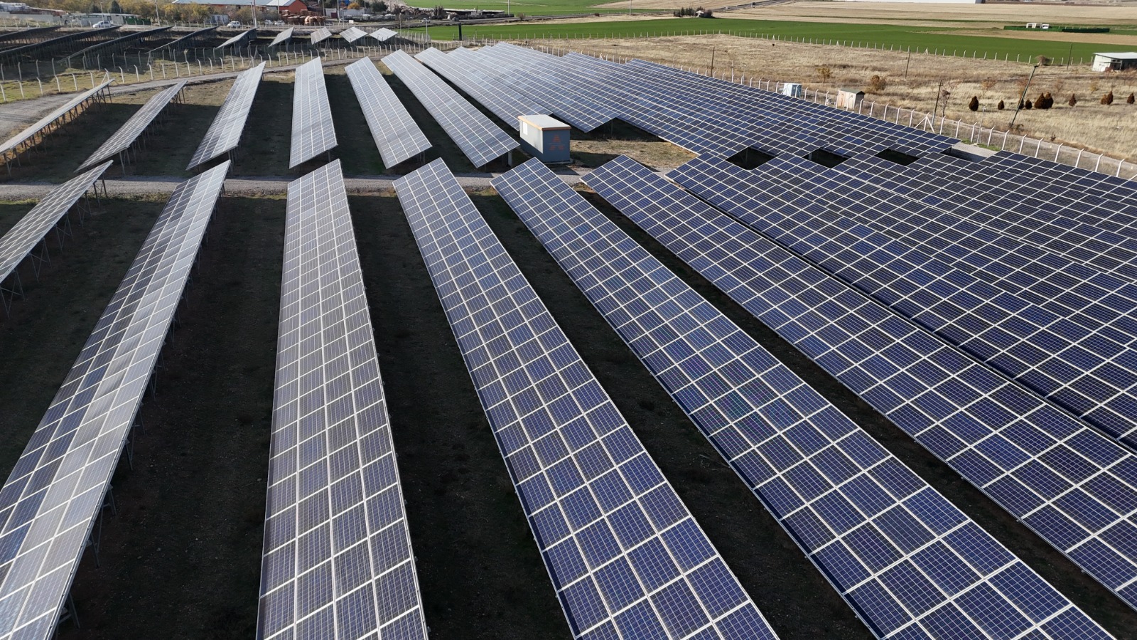 Eski̇şehi̇r Büyükşehi̇r Beledi̇yesi̇’nden Temi̇z Ve Sürdürülebi̇li̇r Enerji̇ Hamlesi̇ (3)