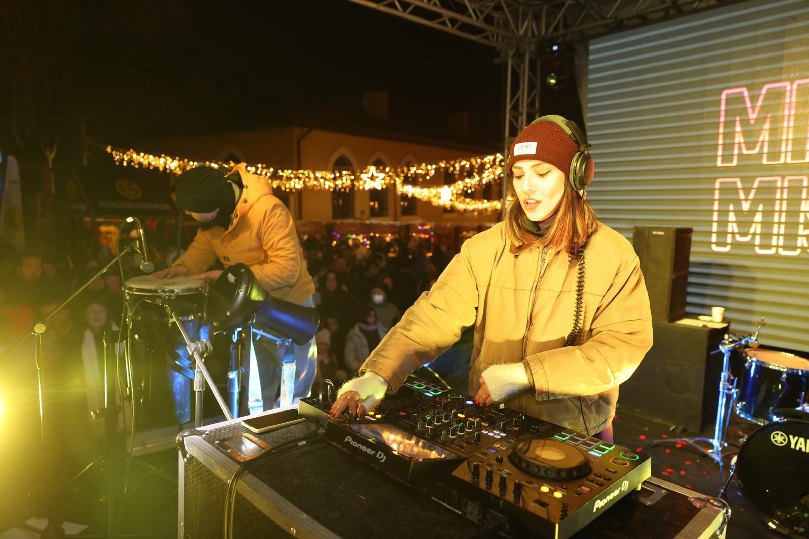 500 Bin Ziyaretçi, 7 Gün, Tek Meydan Odunpazarı Yeni Yıl Pazarı Rekor Kırdı (5)