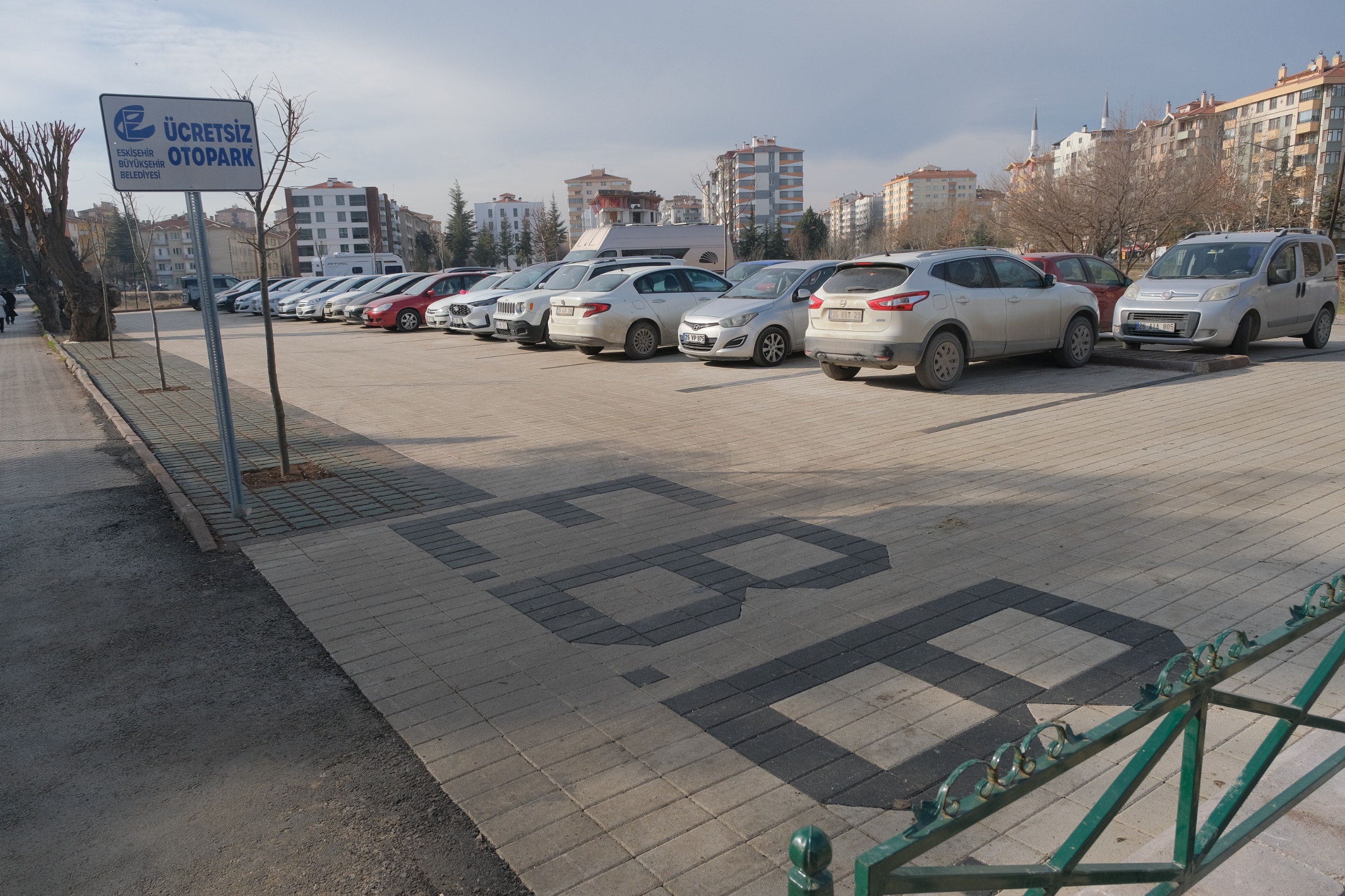 Büyükşehi̇rden Yeni̇ Ücretsi̇z Otopark (4)