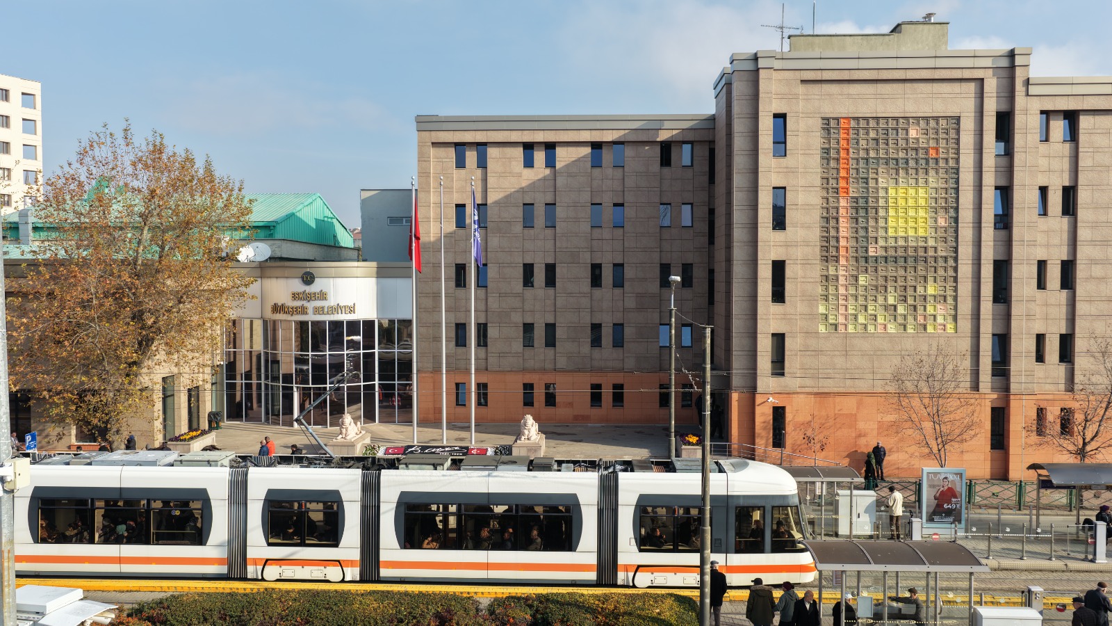 Eski̇şehi̇r Büyükşehi̇r Beledi̇yesi̇ 2025’İn İlk 9 Ayinda Bütçe Fazlasi Verdi̇ (1)