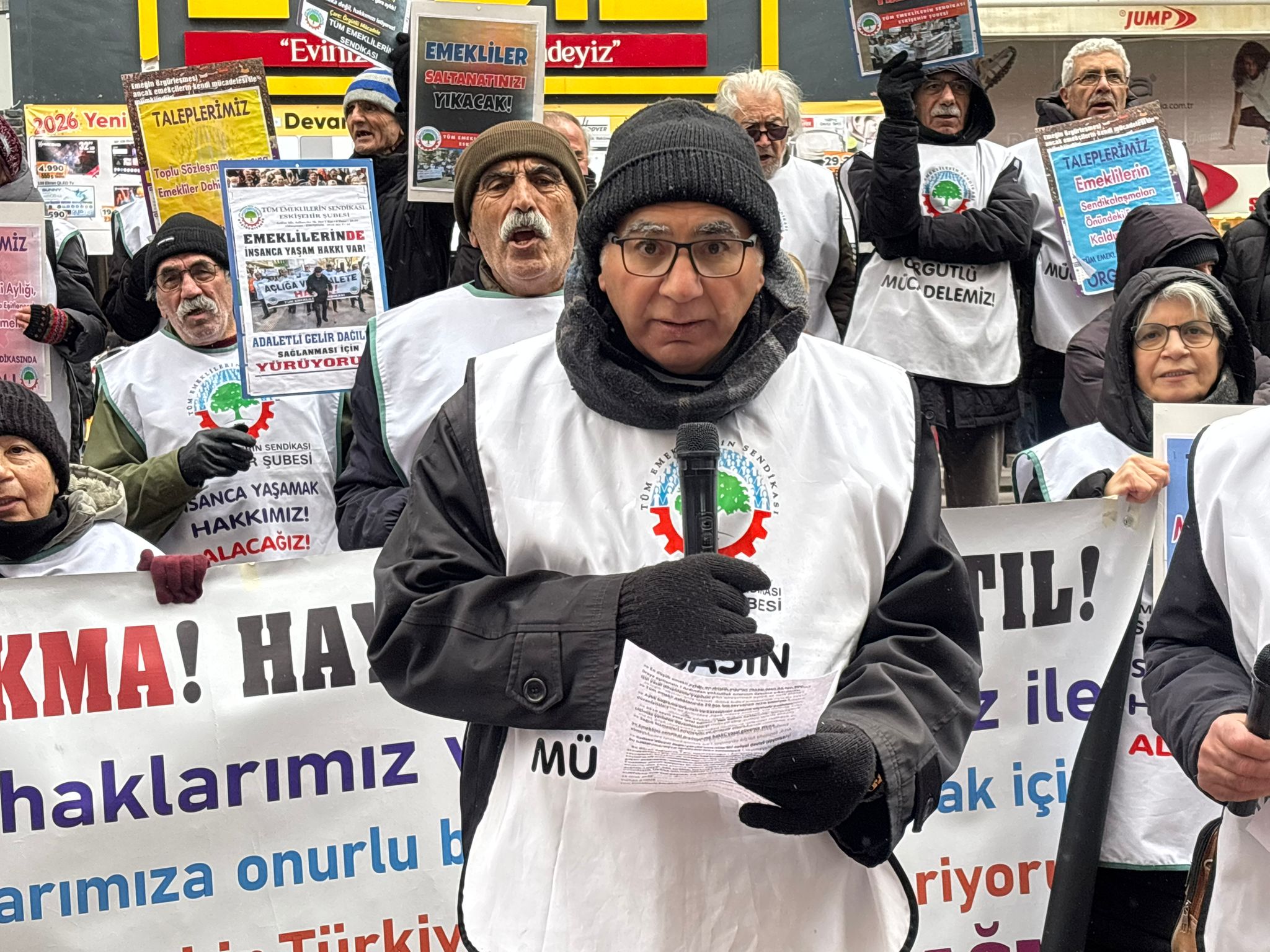 Whatsapp Image 2026 01 19 At 14.08.41-1