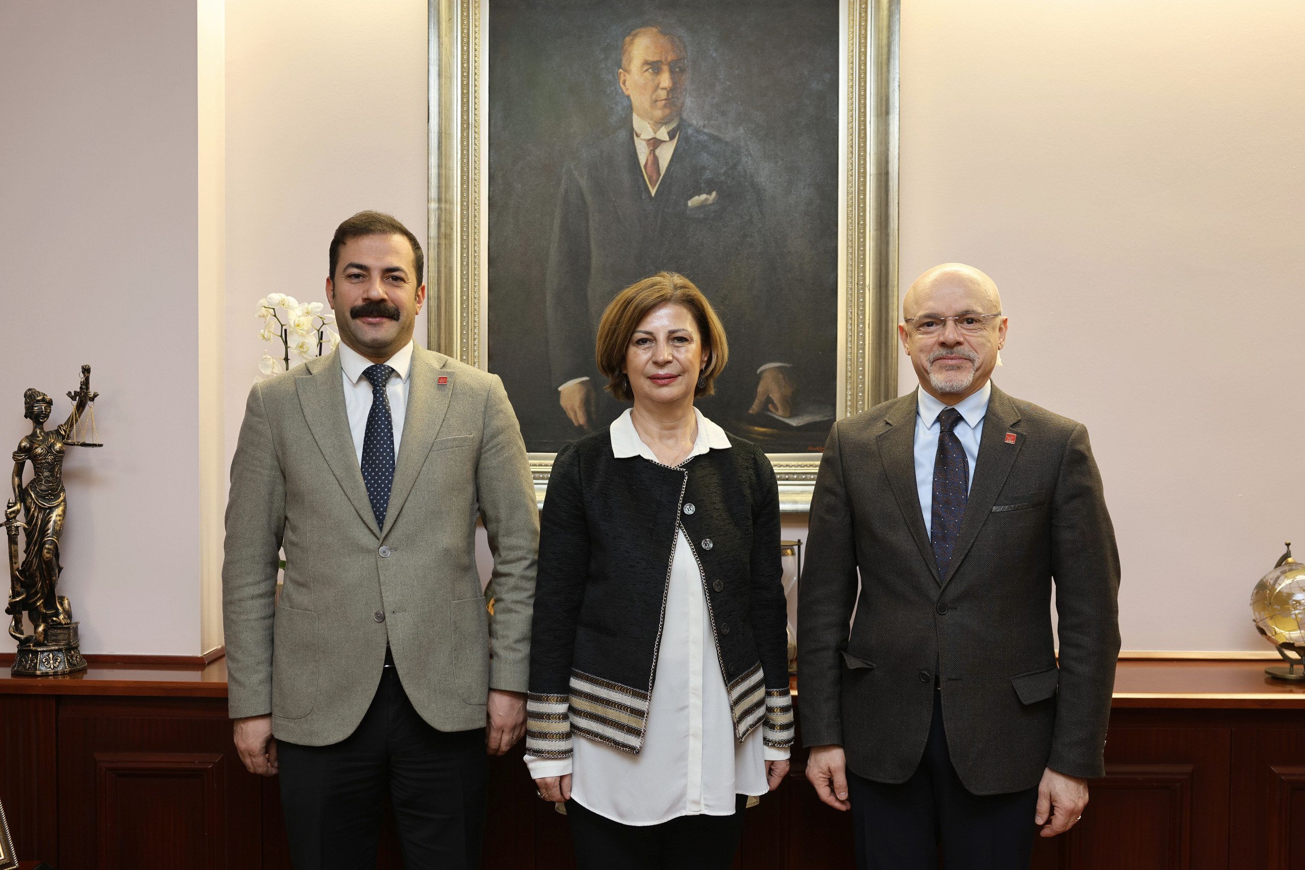 Başkan Ünlüce’ye Chp Heyeti̇nden Zi̇yaret (6)