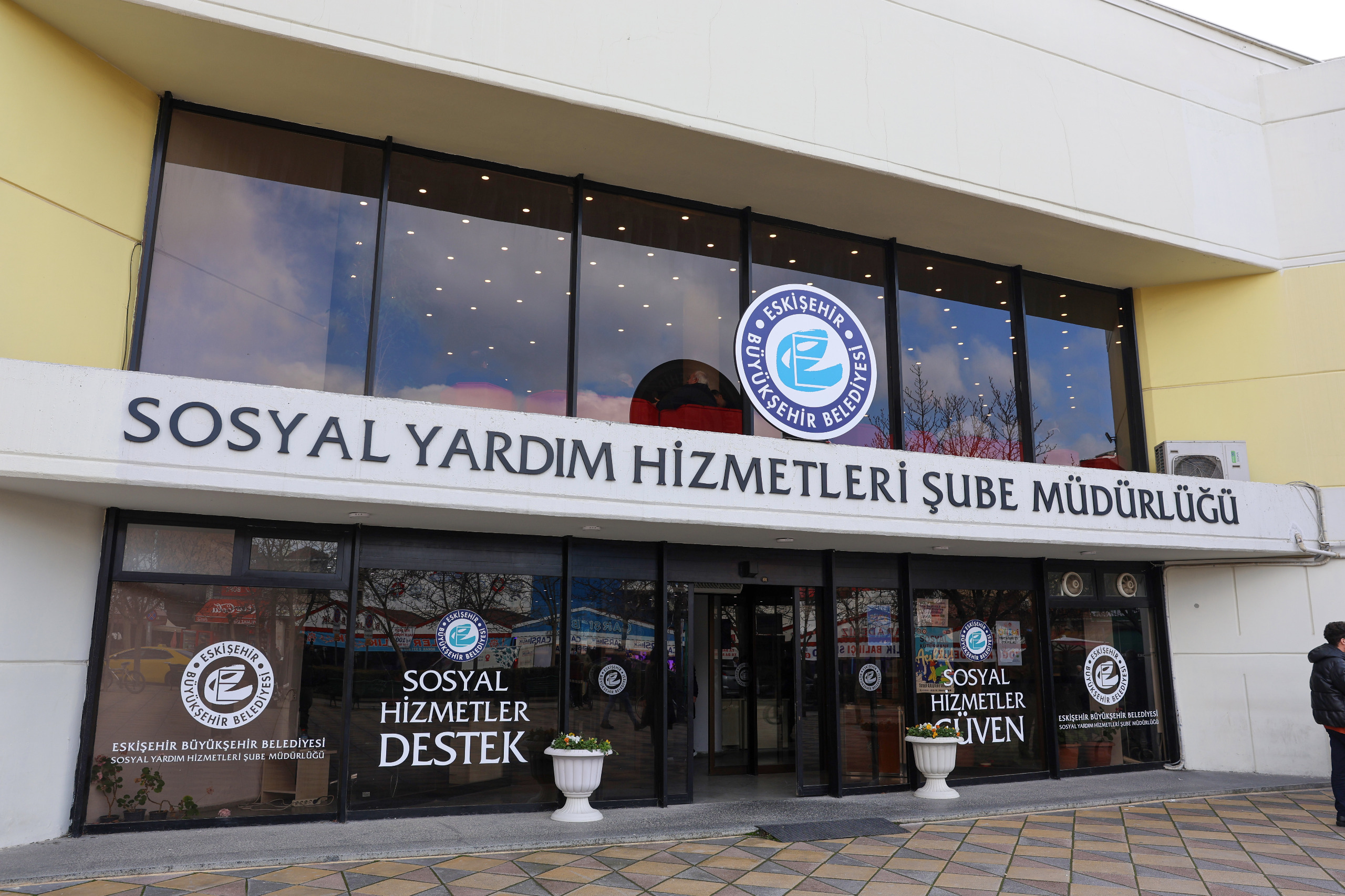 Emekli̇ Destek Kartina Yoğun İlgi̇ (2)