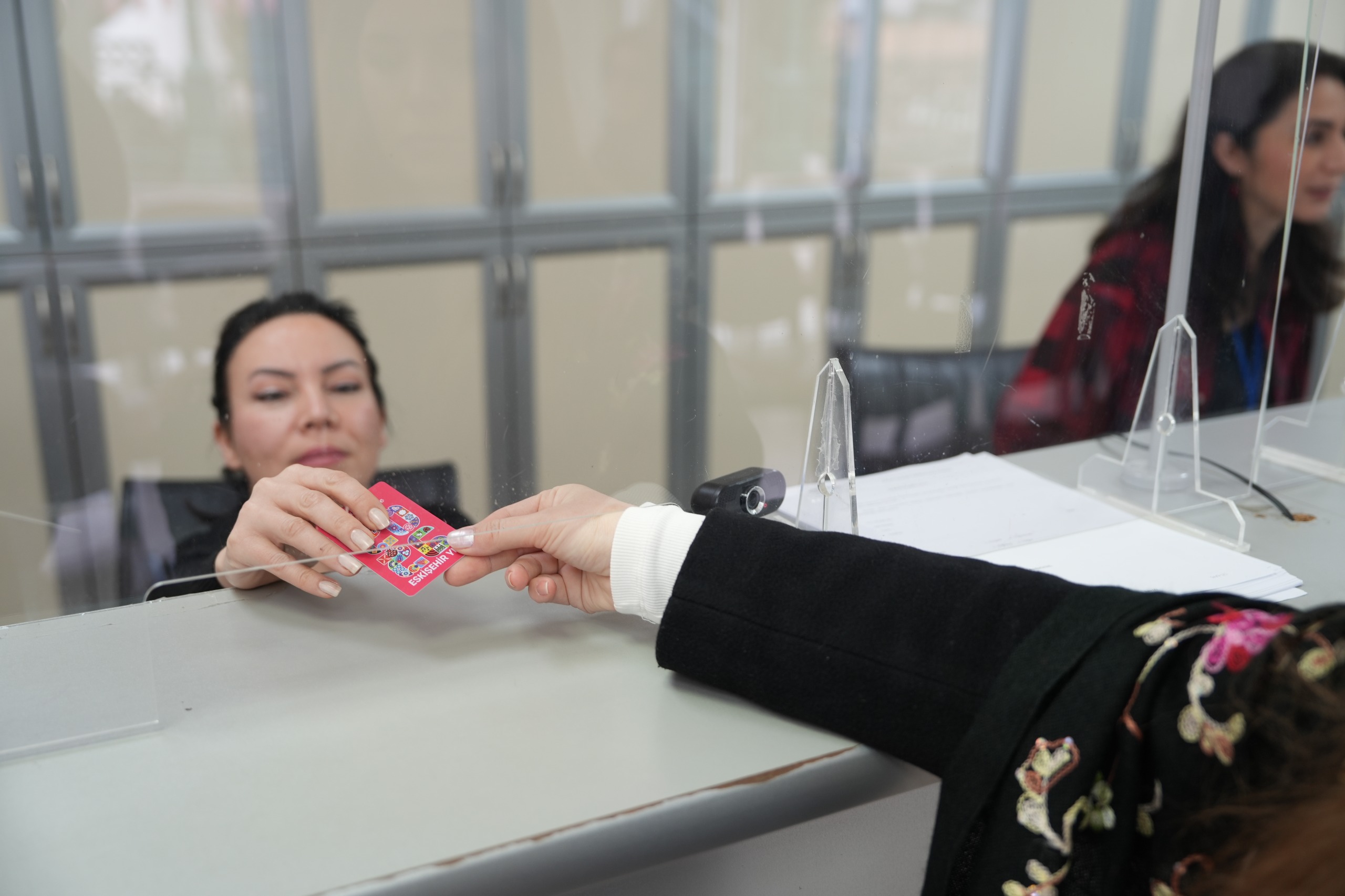 Eskartlar 2026 Tasarimlariyla Yeni̇lendi̇ (14)