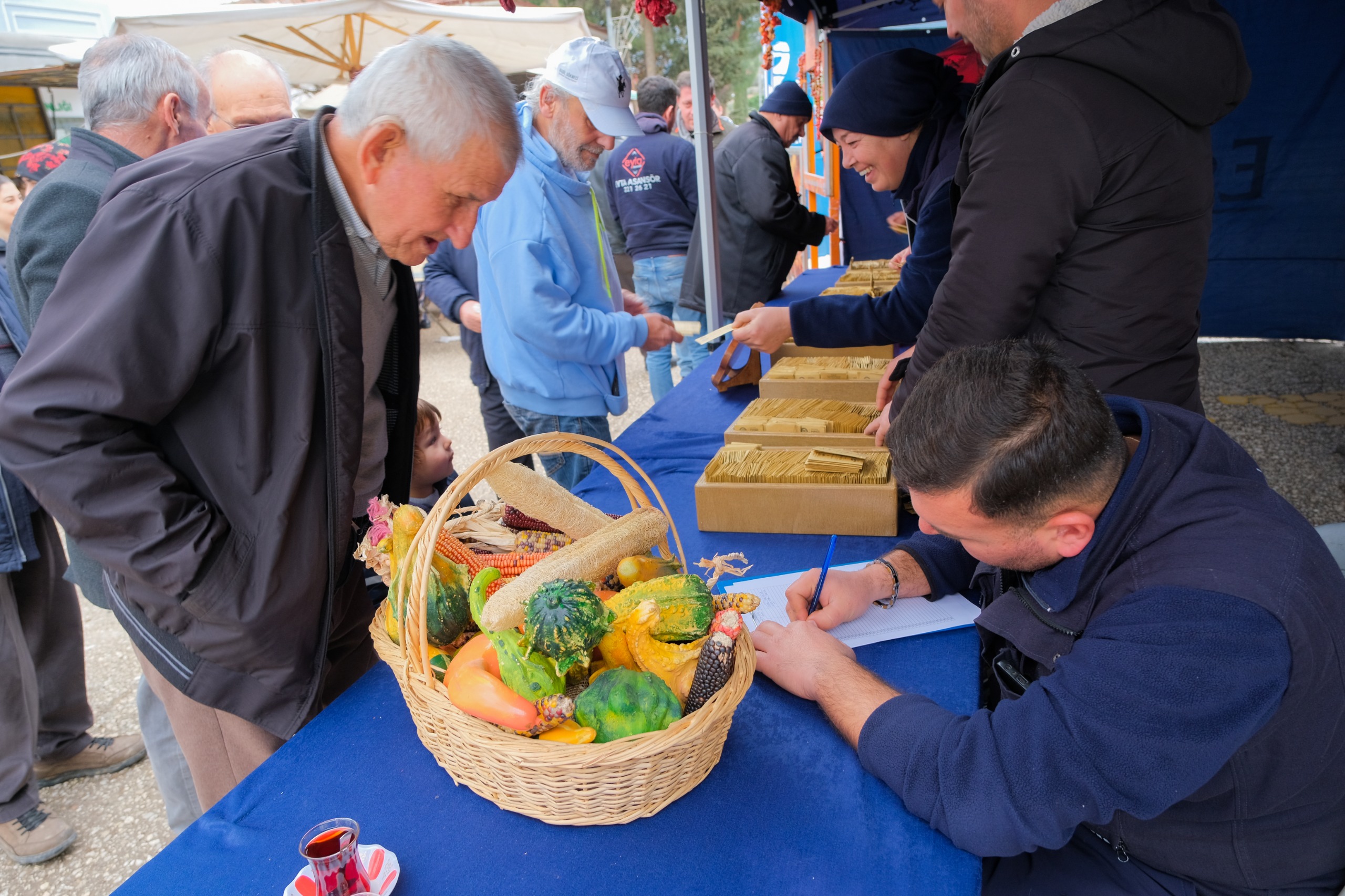 Yerel Tohum Takas Günleri̇ Mi̇halgazi̇ Ve Saricakaya’da Gerçekleşti̇ri̇ldi̇ (2)