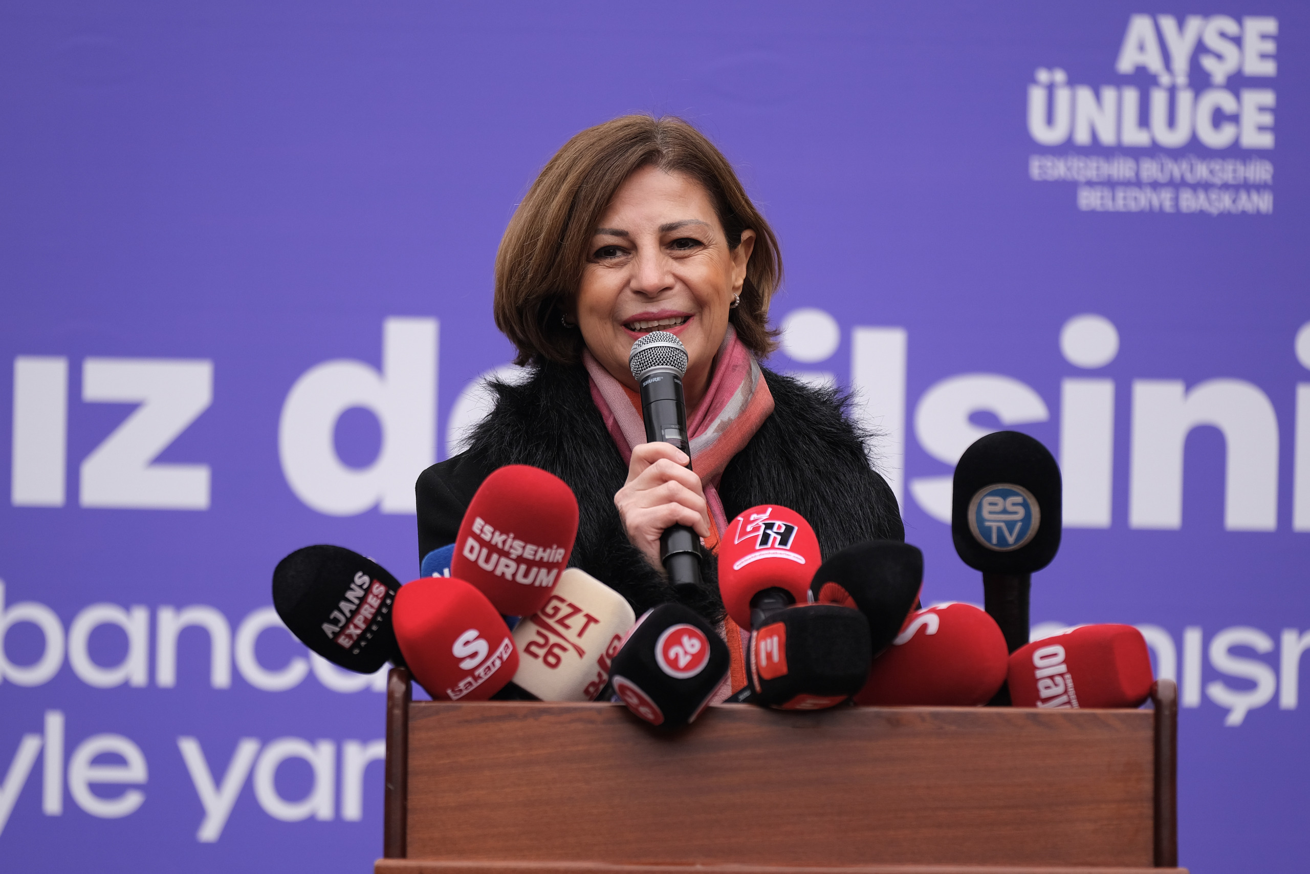 Zeli̇ha Tabanca Gençli̇k Danişma Merkezi̇ Hi̇zmete Açildi (3)