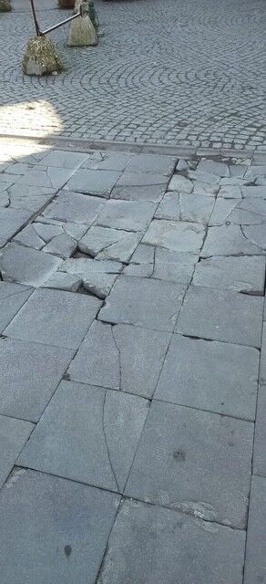 D E L İ K L İ T A Ş