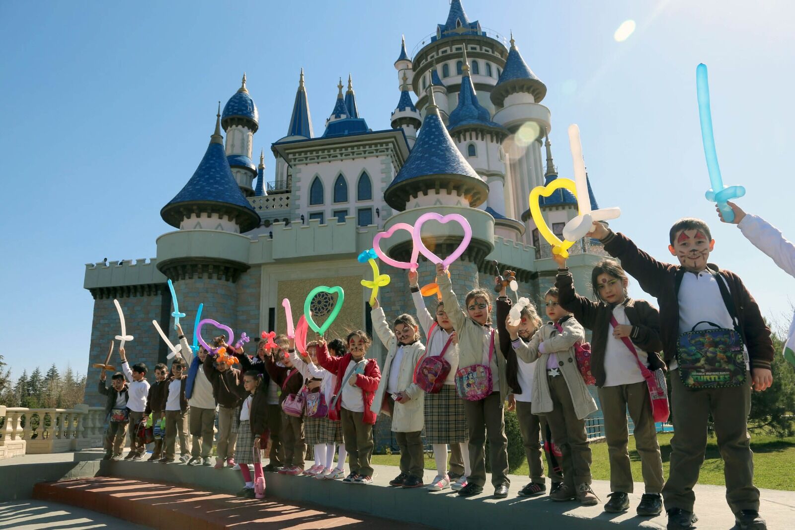 Masal Şatosu 12 Yilda 4 Mi̇lyon 828 Bi̇n Zi̇yaretçi̇yi̇ Ağirladi (13)