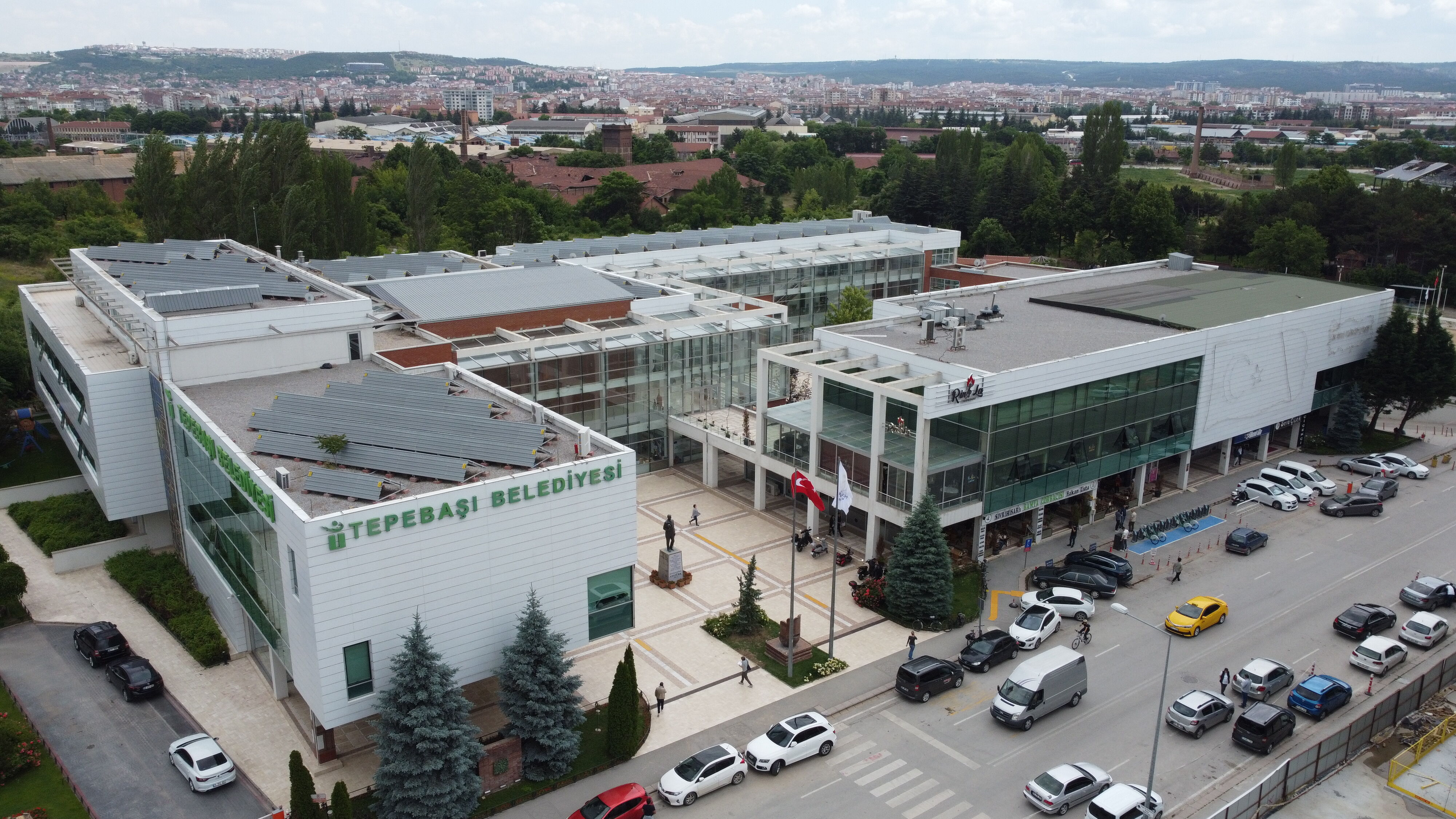 Belediye Hizmet Binası (3)