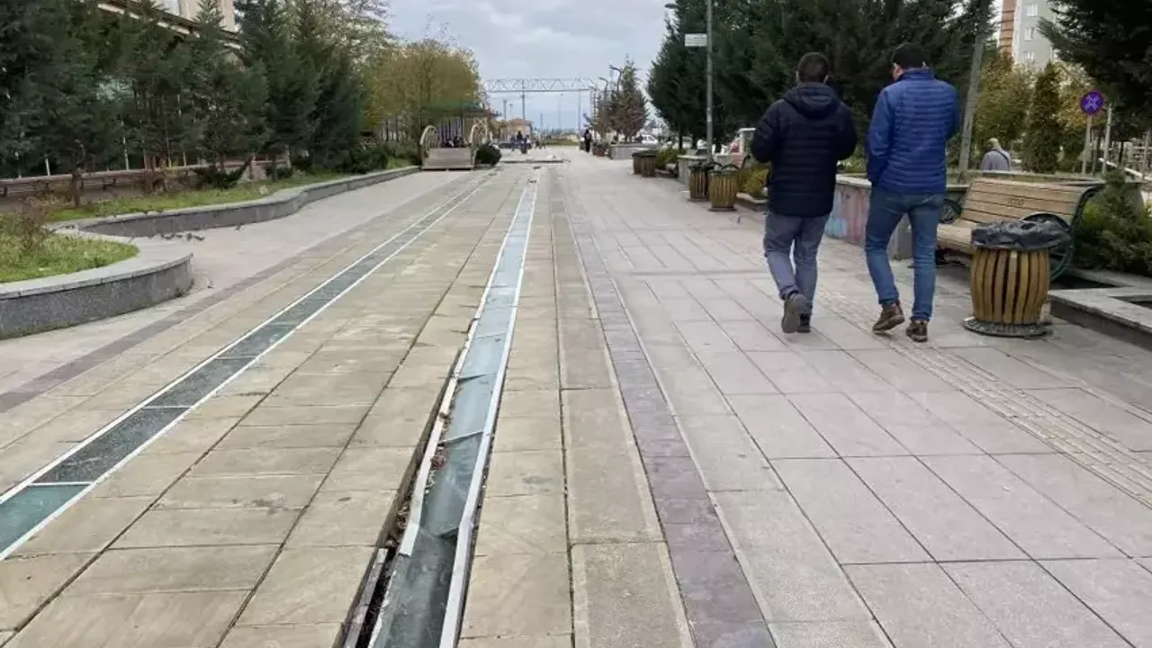 1-851